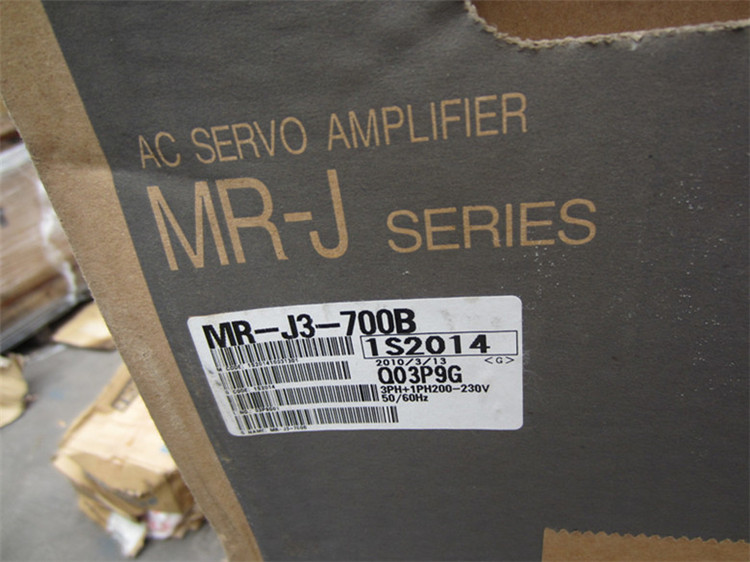 MR-J3-700B
